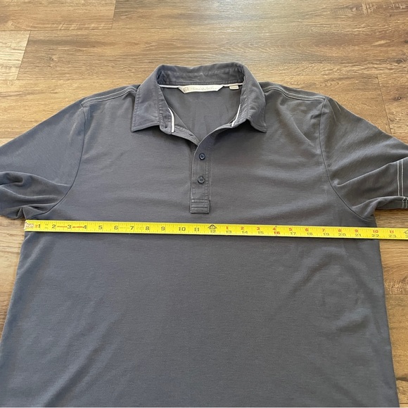 Travis Mathew gray polo L - Picture 5 of 7